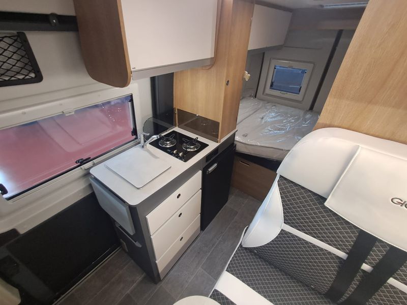 En venta Giotti LineGlobecar Giottiline Giottivan 54T Privilege Sport Edition 140 cv Grigio Lanzarote 2026 Gris 2026 Barcelona foto 14