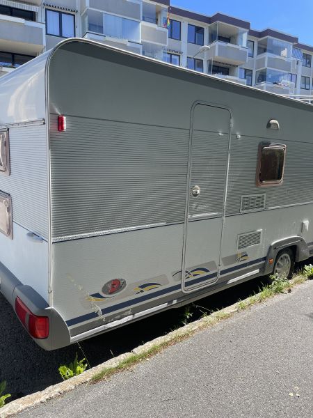 En venta Dethleffs Camper 560 SK Blanco 2002 Valencia foto 3