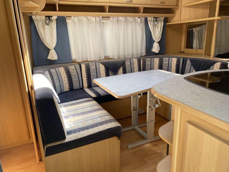 En venta Dethleffs Camper 560 SK Blanco 2002 Valencia foto 6