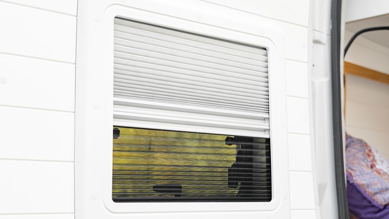 En venta Fiat Ducato L2H2 Blanco 2023 Sevilla foto 2