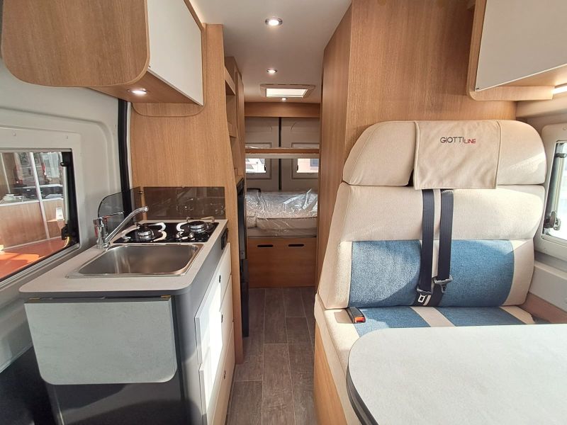 En venta Giotti LineGlobecar Giottiline Giottivan Peugeot Boxer 60 By 60 Be Young 120 Limited Edition Blanco 2026 Barcelona foto 11