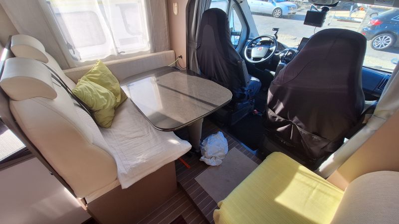 En venta Etrusco T7400QB Blanco 2019 Huelva foto 8