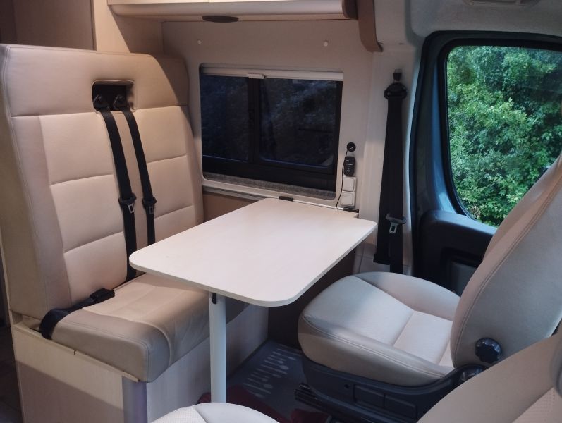 En venta Fiat Ducato multijet, 130 cv Gris 2017 Navarra foto 3