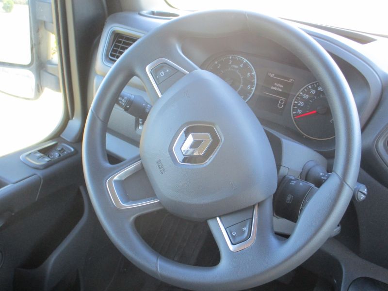 En venta Renault Randger Gris 2023 Asturias foto 17