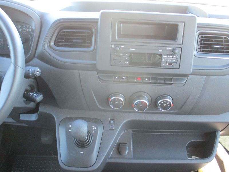 En venta Renault Randger Gris 2023 Asturias foto 18