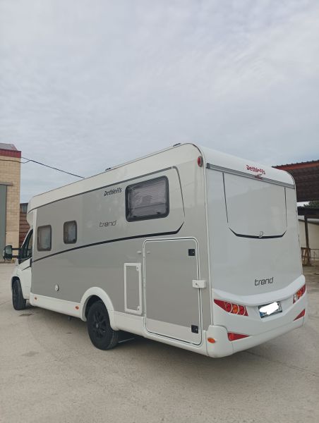 En venta Dethleffs Trend T 7057 EB Blanco 2022 Navarra foto 3