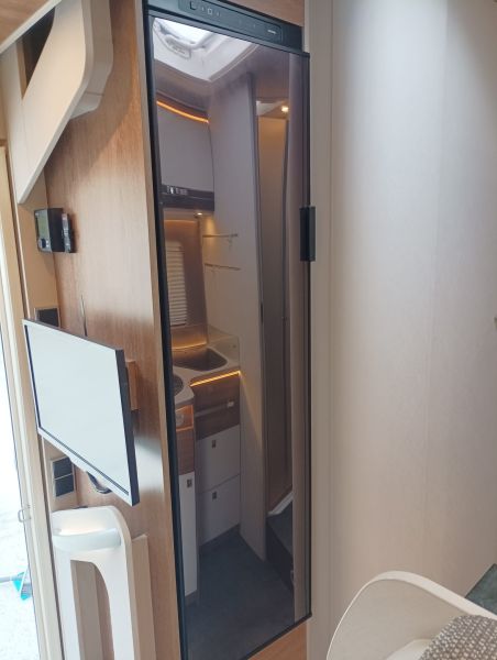 En venta Dethleffs Trend T 7057 EB Blanco 2022 Navarra foto 9
