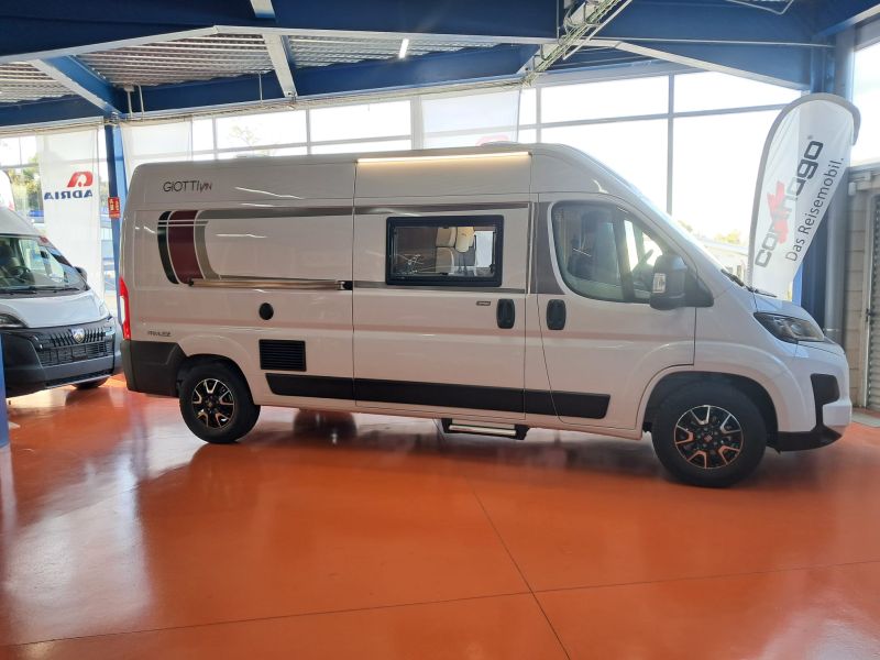En venta Giotti LineGlobecar Giottiline Giottivan 60 B 140 Privilege Sport Edition Blanco 2026 Barcelona foto 2