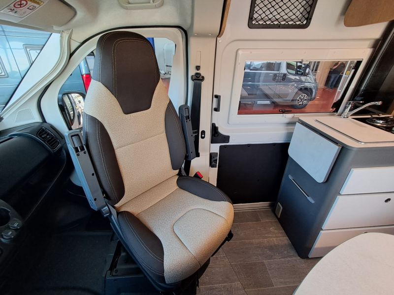 En venta Giotti LineGlobecar Giottiline Giottivan 60 B 140 Privilege Sport Edition Blanco 2026 Barcelona foto 11