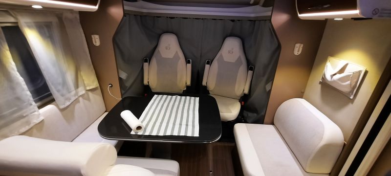 En venta Etrusco T7400QB Blanco 2019 Huelva foto 4