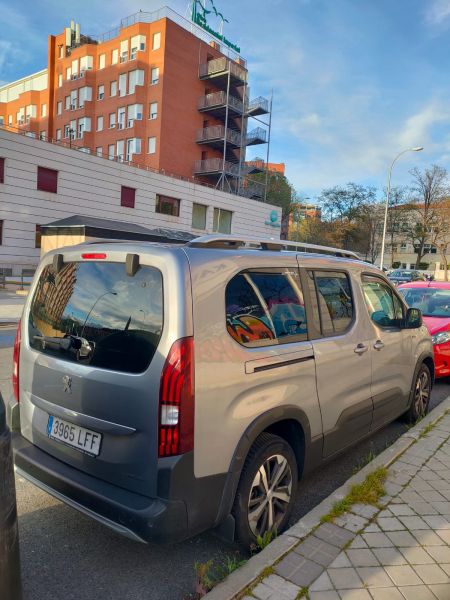 En venta Peugot Rifter Metálico 2020 Madrid foto 2