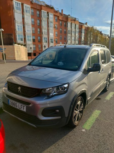 En venta Peugot Rifter Metálico 2020 Madrid foto 3