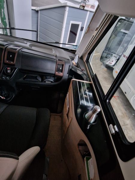 En venta Mobilvetta K Yacht 90 Tecno Line Blanco 2019 Álava foto 6
