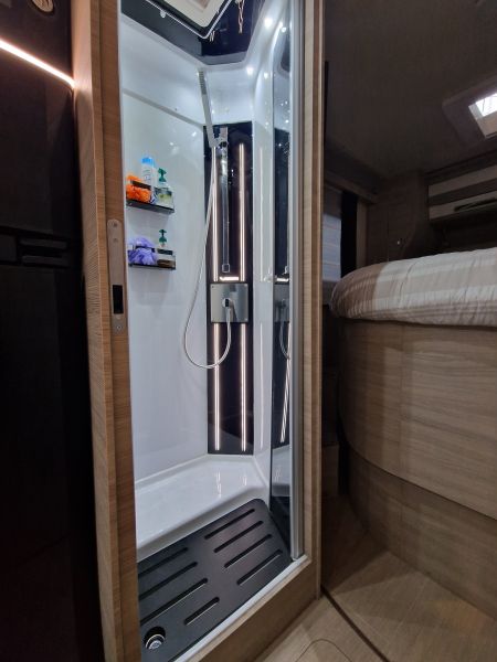 En venta Mobilvetta K Yacht 90 Tecno Line Blanco 2019 Álava foto 12