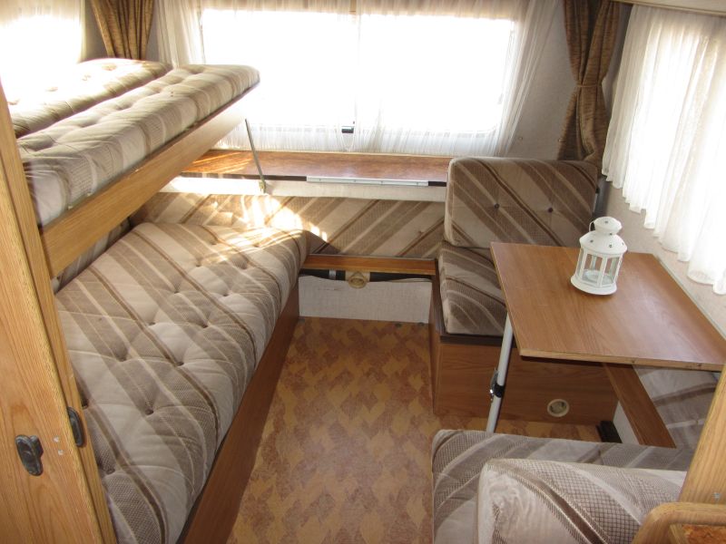 En venta Bürstner 530 TK Beige 1996 Sevilla foto 5