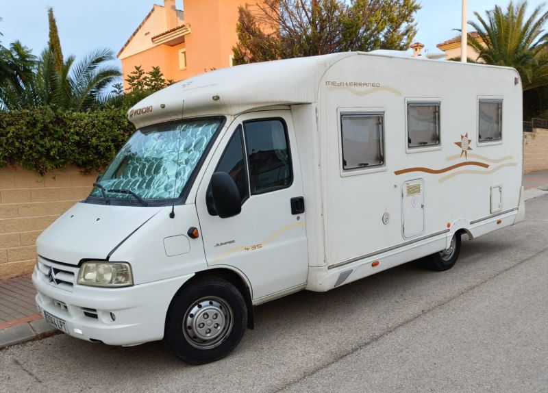 En venta Moncayo Mediterráneo 435 Blanco 2005 Alicante foto 1