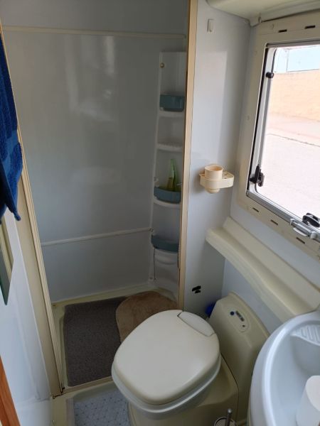 En venta Moncayo Mediterráneo 435 Blanco 2005 Alicante foto 10