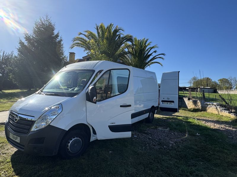 En venta Opel movano 2.3 130cv Blanco 2015 Asturias foto 10