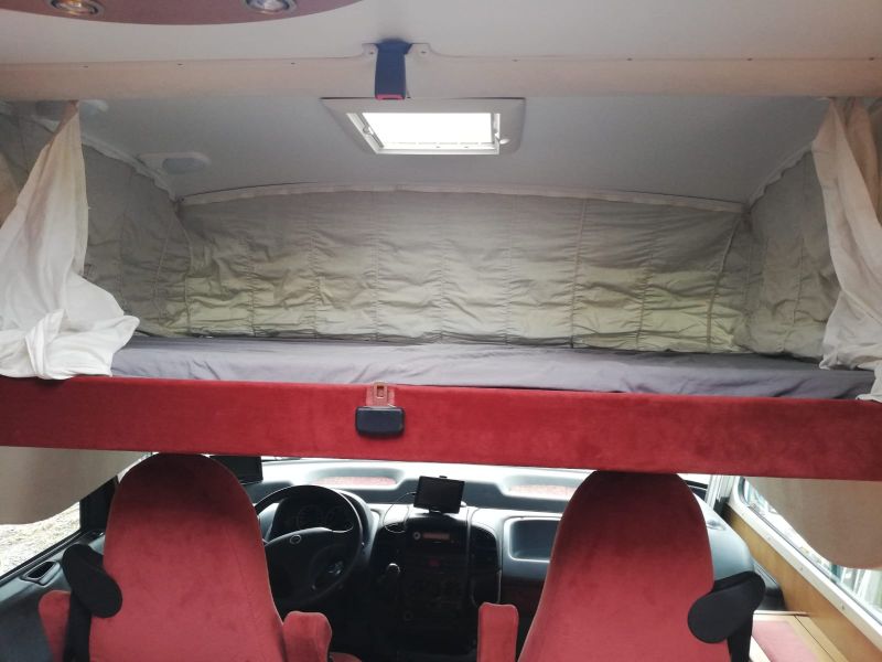 En venta Rapido Fiat rápido 963F integral, motor 2.8 cc de 146 CV Blanco 2005 Madrid foto 7