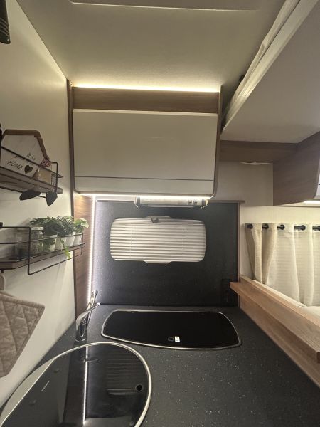 En venta Pilote P746 Exclusive Edition Blanco 2022 Barcelona foto 6
