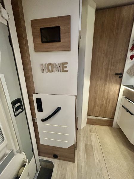 En venta Pilote P746 Exclusive Edition Blanco 2022 Barcelona foto 10