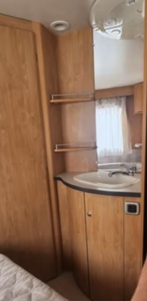 En venta Caravelair Osiris 516 Blanco 2006 Barcelona foto 3