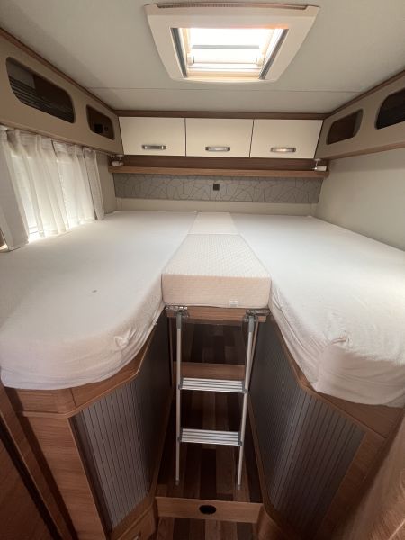 En venta Weinsberg 600 Meg edición pepper Blanco 2022 Madrid foto 5