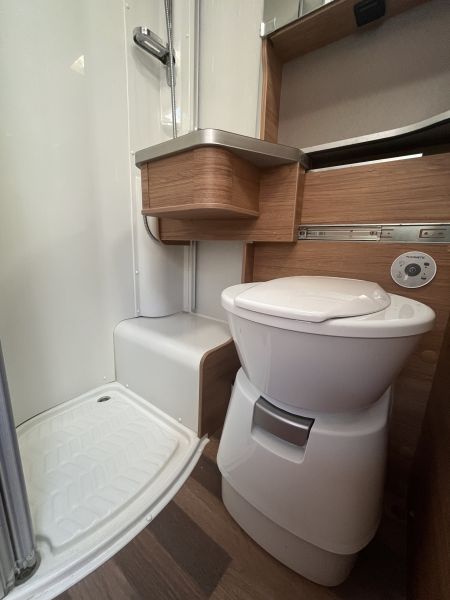 En venta Weinsberg 600 Meg edición pepper Blanco 2022 Madrid foto 6