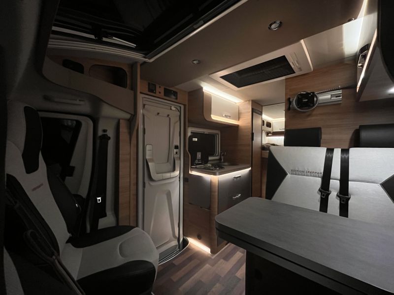 En venta Weinsberg 600 Meg edición pepper Blanco 2022 Madrid foto 11
