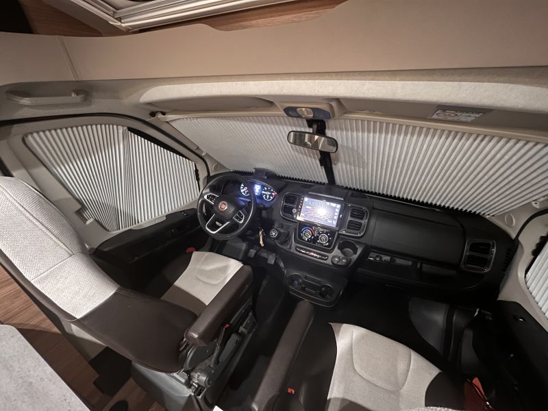 En venta Weinsberg 600 Meg edición pepper Blanco 2022 Madrid foto 12