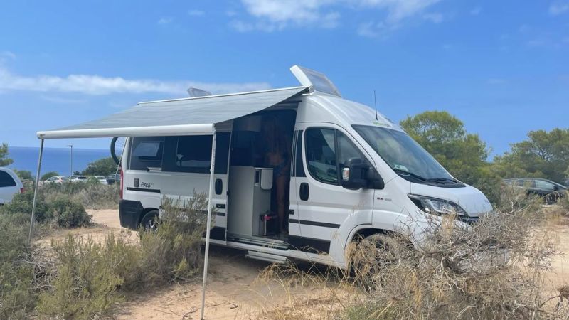 En venta Hymer / Eriba / Hymercar Free 600 Blanco 2019 Barcelona foto 2