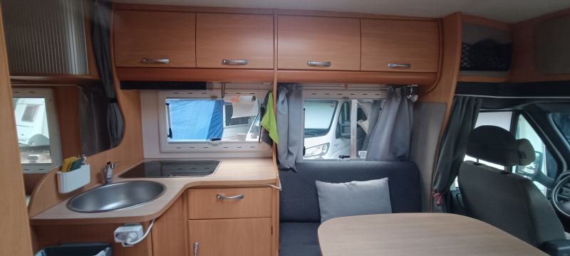En venta Chausson Welcom 74 Blanco 2006 Barcelona foto 8