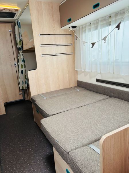 En venta Adria Aviva 495lx  Blanco 2018 Barcelona foto 8