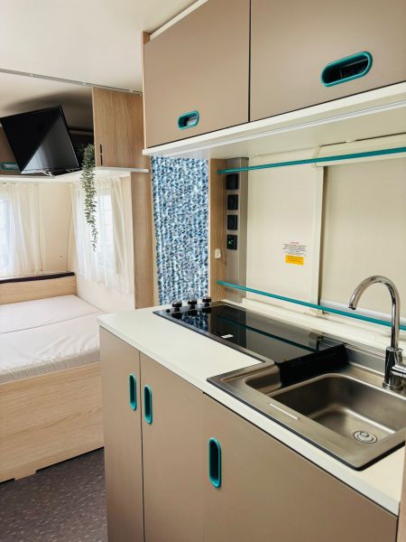 En venta Adria Aviva 495lx  Blanco 2018 Barcelona foto 11