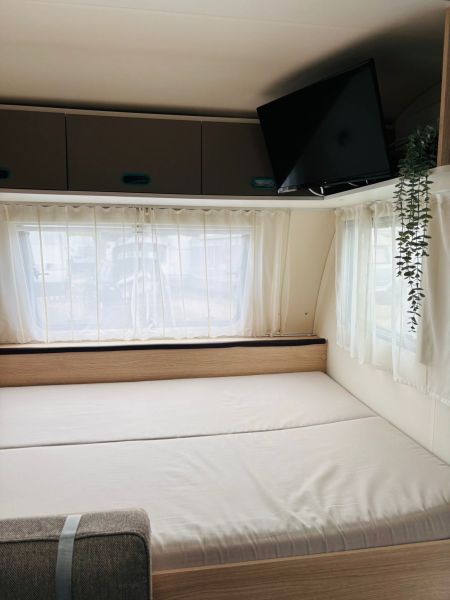 En venta Adria Aviva 495lx  Blanco 2018 Barcelona foto 13