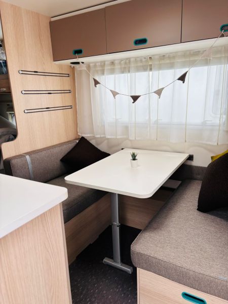En venta Adria Aviva 495lx  Blanco 2018 Barcelona foto 15