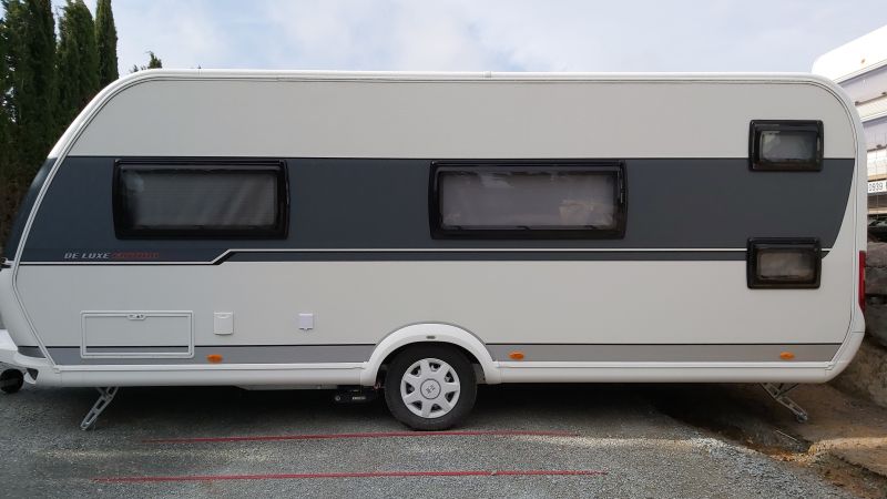 En venta Hobby 560KMFe Luxe Edition  Blanco 2019 Barcelona foto 3