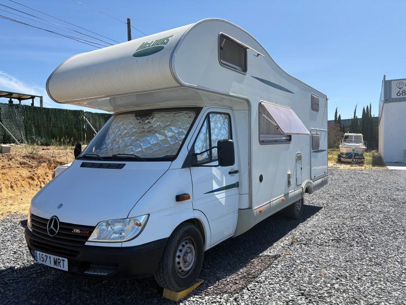 En venta Mercedes-Benz Sprinter Blanco 2002 Huelva foto 1