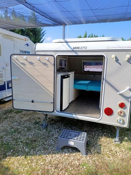En venta Trigano Mini Silver 270 Freestyle.  Blanco 2022 Girona foto 6