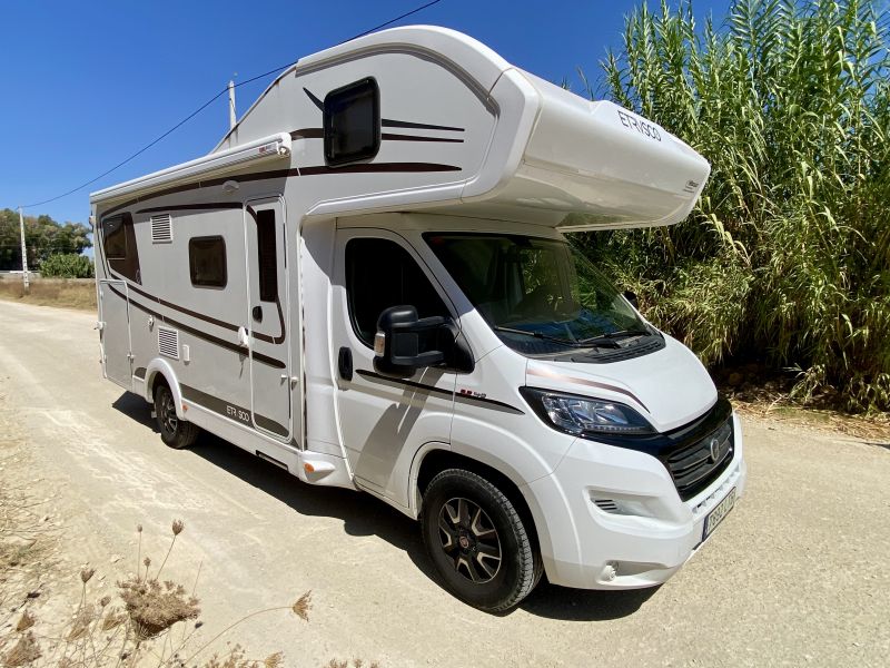 En venta Etrusco A7300 DB Blanco 2021 Sevilla foto 1