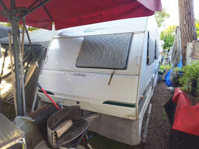 En venta Eifelland 520 tkm Blanco 2005 Barcelona foto 3