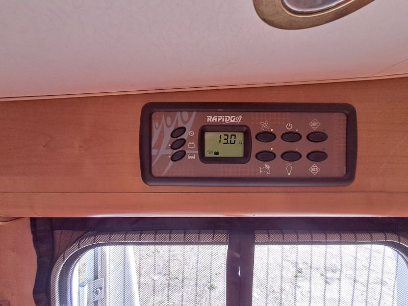 En venta Rapido 747 F Blanco 2006 Madrid foto 10