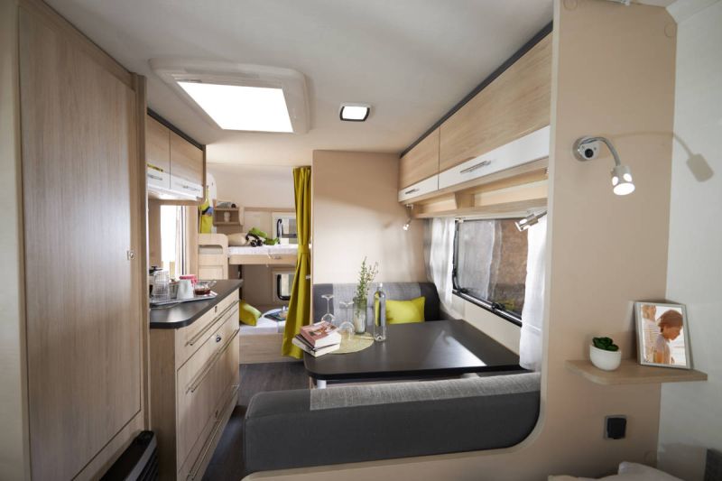 En venta Sterckeman Starlett 470 PE Blanco 2019 Sevilla foto 4