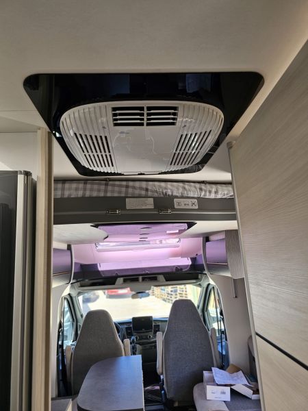 En venta Challenger 328 Blanco 2022 Valencia foto 4