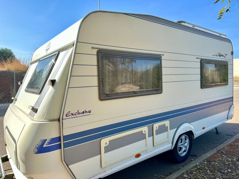 En venta Hobby 440 Exclusive  Blanco 2000 Alicante foto 1