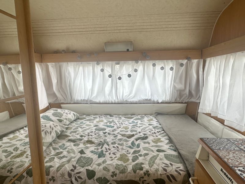 En venta Dethleffs CAMPER 460 T  Blanco 1998 Madrid foto 9