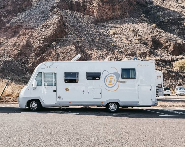 En venta Bavaria-Camp i74 Blanco 2010 Santa Cruz de Tenerife foto 5