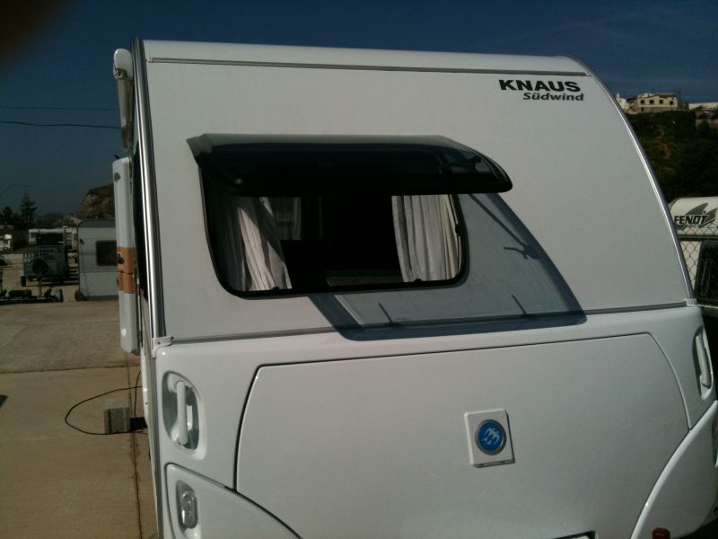 En venta Knaus 500 KU Blanco 2010 Málaga foto 2