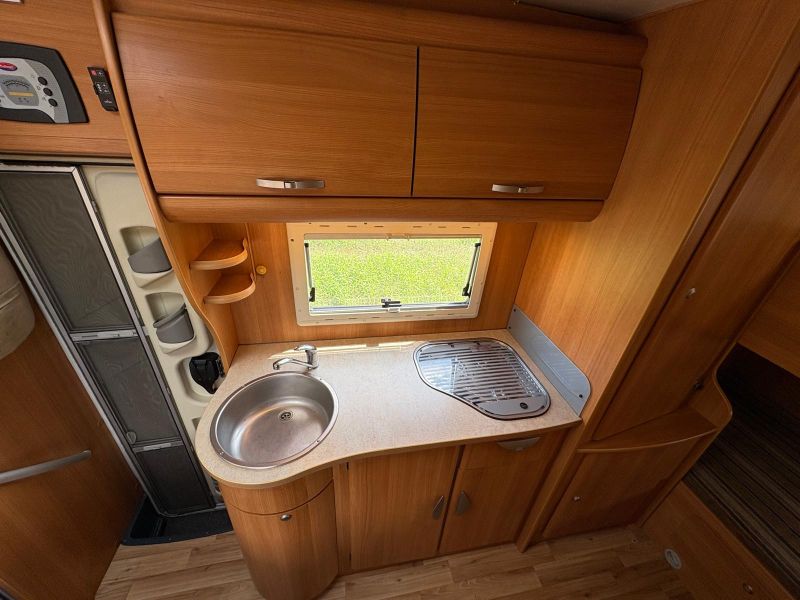 En venta Challenger Mageo 154 Blanco 2011 Barcelona foto 18