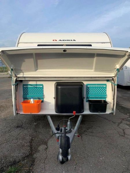 En venta Adria aviva 595lx Blanco 2018 Girona foto 3